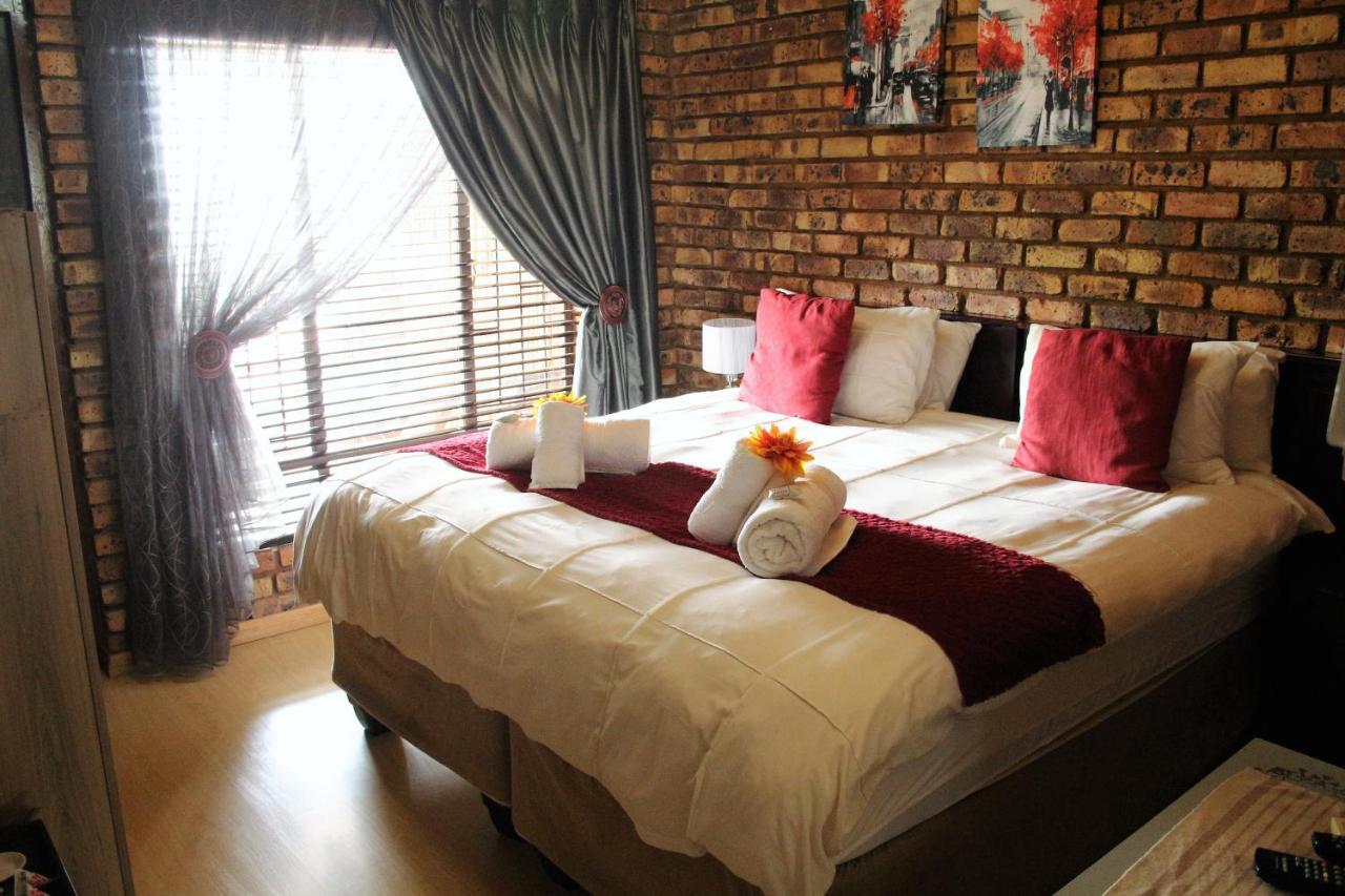Belle Vue Guesthouse Hartbeespoort Zewnętrze zdjęcie